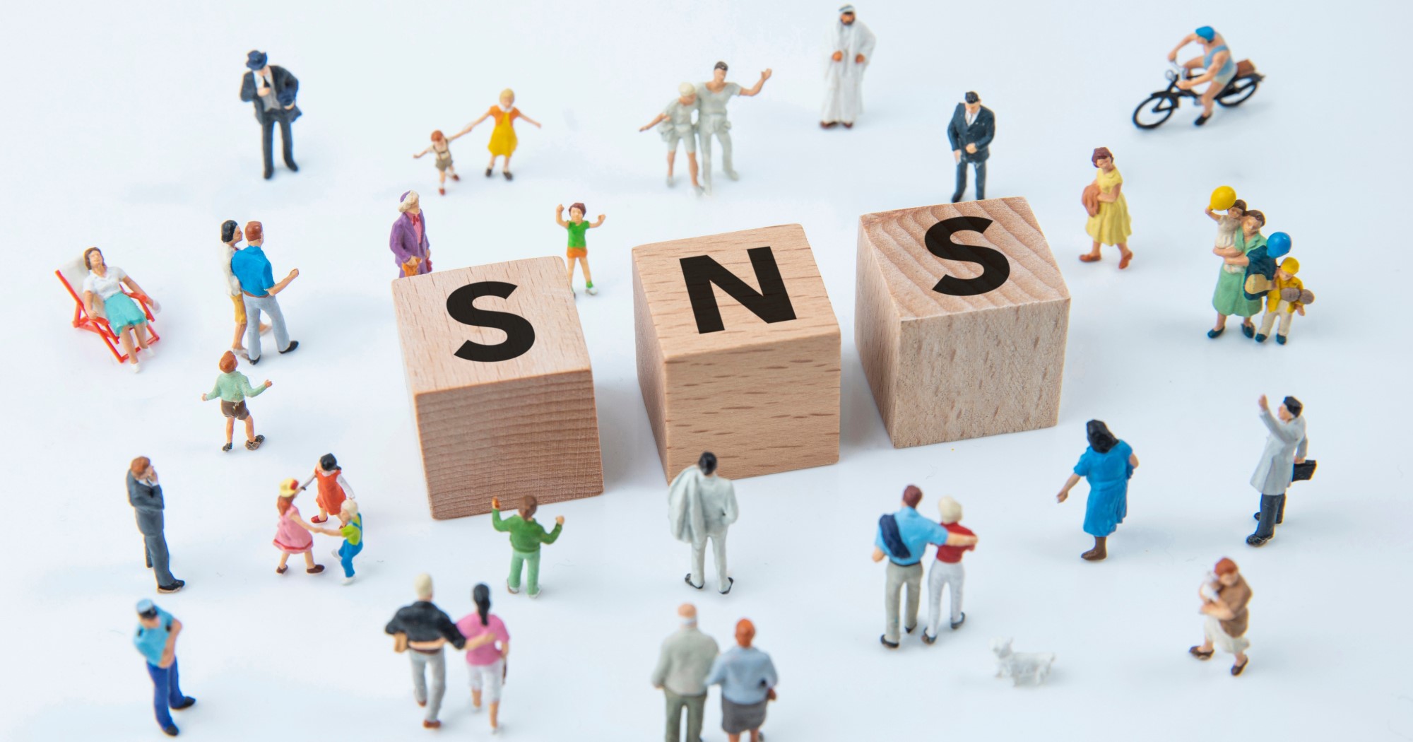 【整骨院のSNS集客】SNS別の特徴を知って集客力アップ!